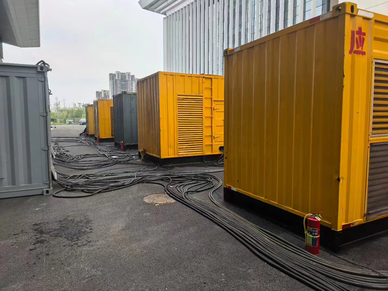 竹溪不同季节柴油发电机组保养有哪些注意事项？